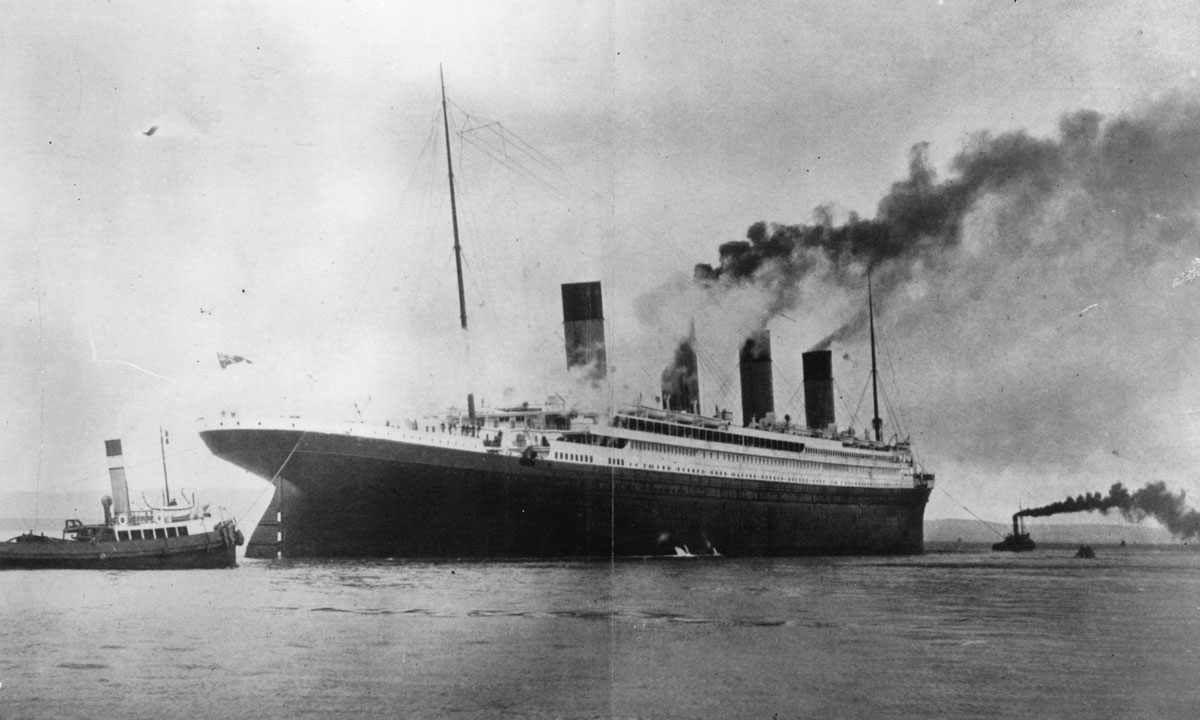 This is a black-and-white photo of the Titanic.